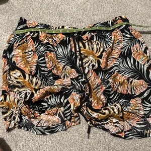 Tropical Print Women's Shorts